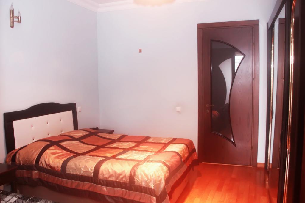 Apartment Rustaveli 57 Batumi Eksteriør billede